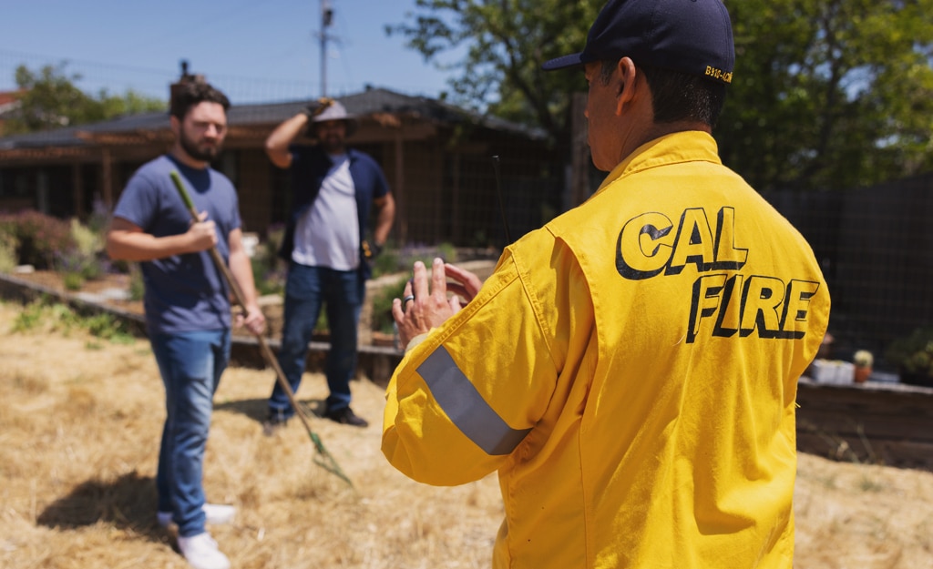 Cal fire volunteers
